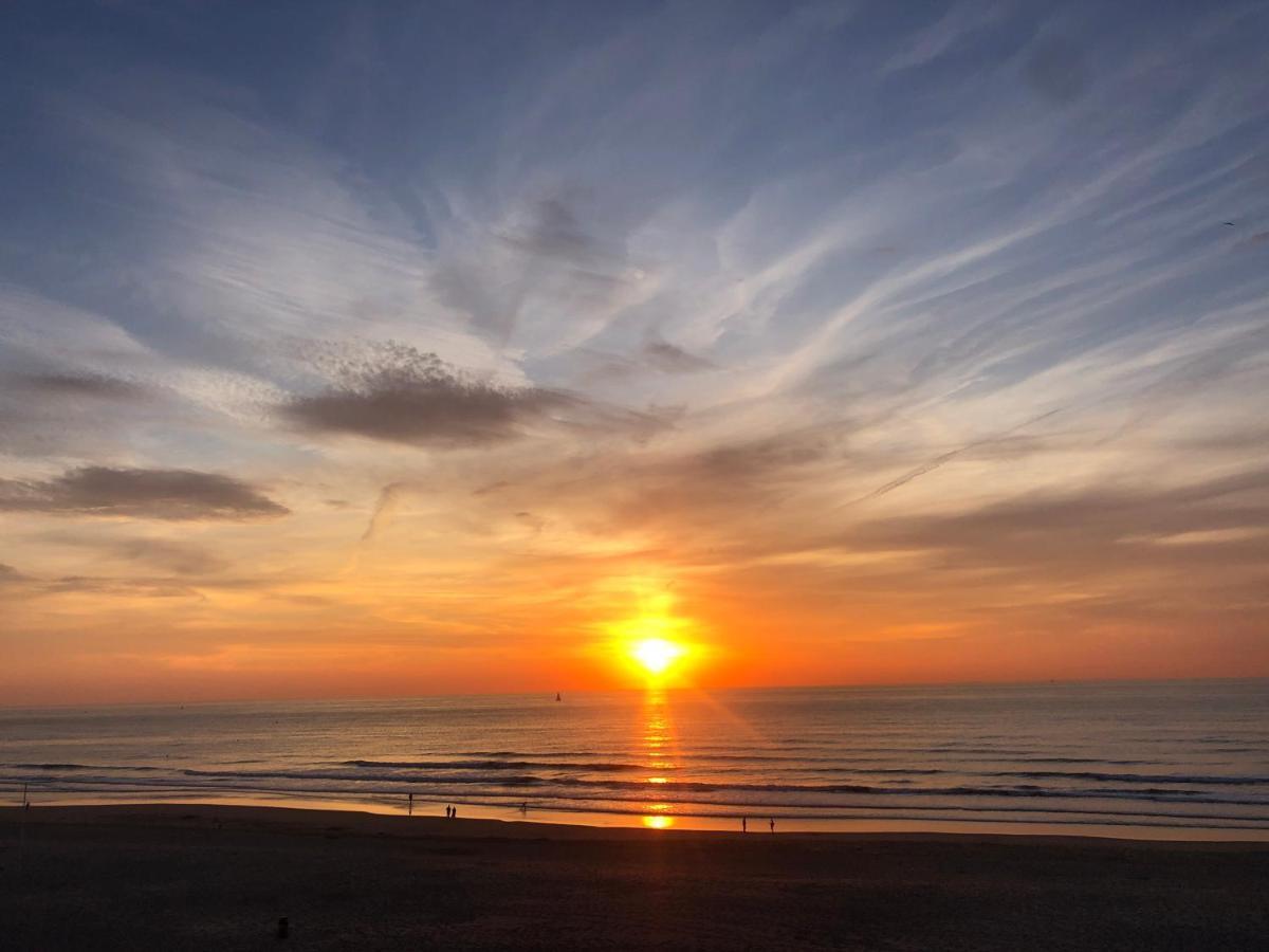 Luxe App - Zeedijk Mariakerke - Prachtig Zeezicht Apartment Oostende Bagian luar foto