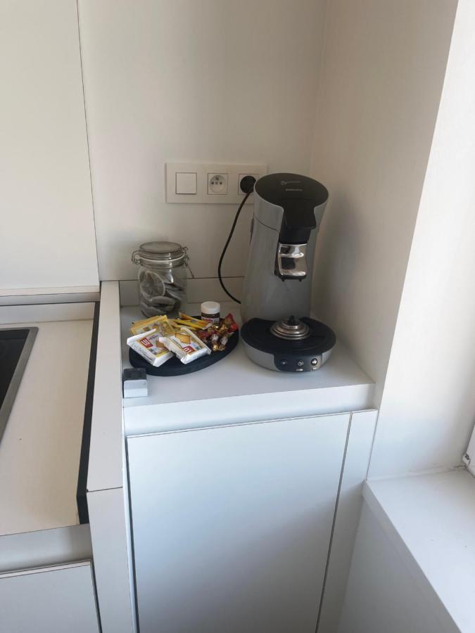 Luxe App - Zeedijk Mariakerke - Prachtig Zeezicht Apartment Oostende Bagian luar foto