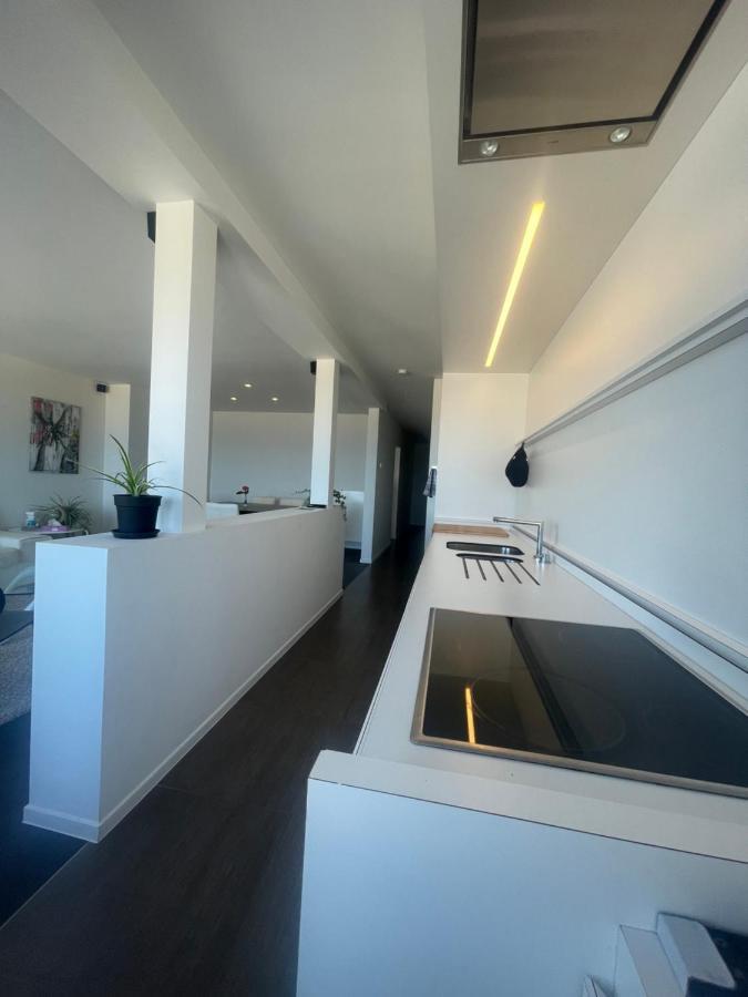 Luxe App - Zeedijk Mariakerke - Prachtig Zeezicht Apartment Oostende Bagian luar foto