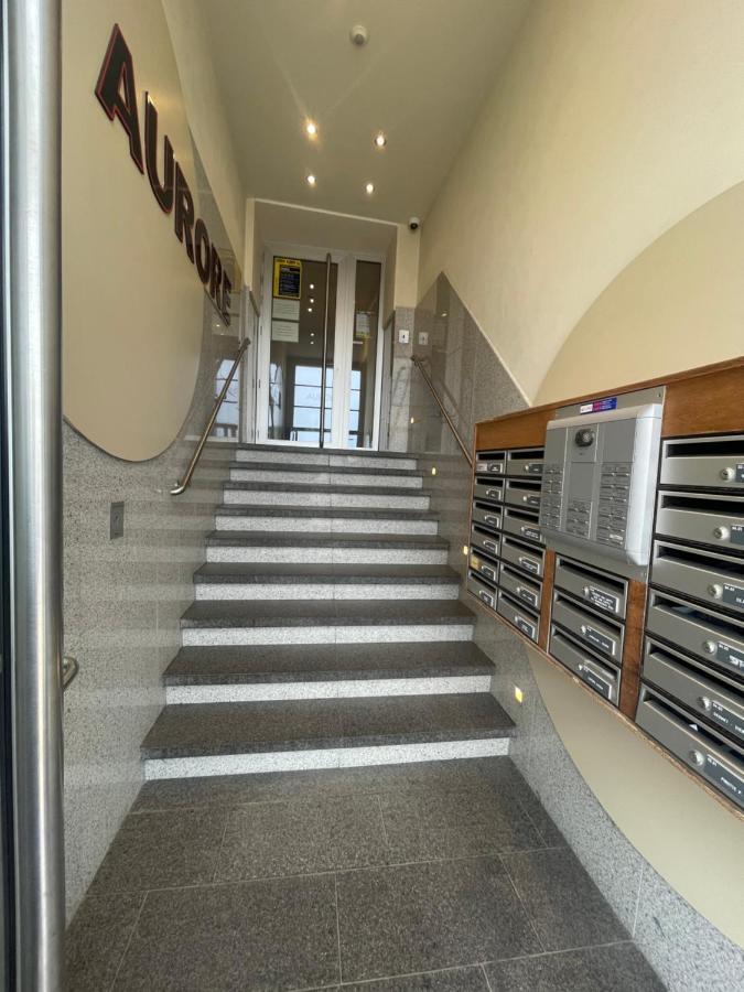Luxe App - Zeedijk Mariakerke - Prachtig Zeezicht Apartment Oostende Bagian luar foto